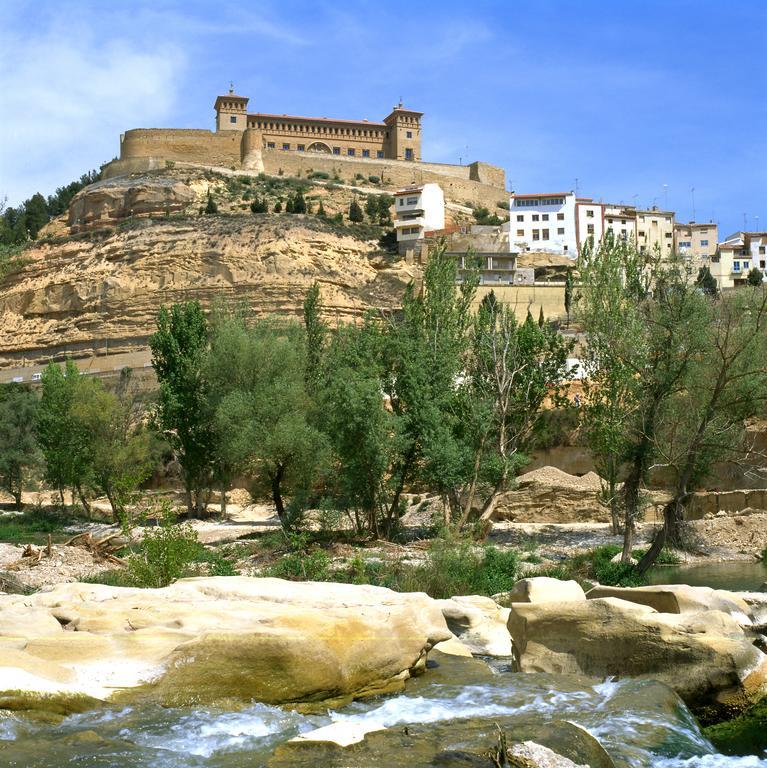 Parador De Alcañiz Exteriör bild